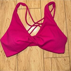 Twist front sports bra